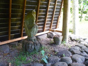 Geschenke von den Osterinseln zu Festen auf Nuku Hiva